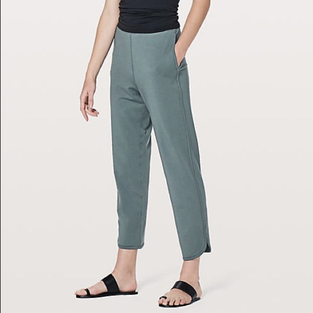 Lululemon Capri